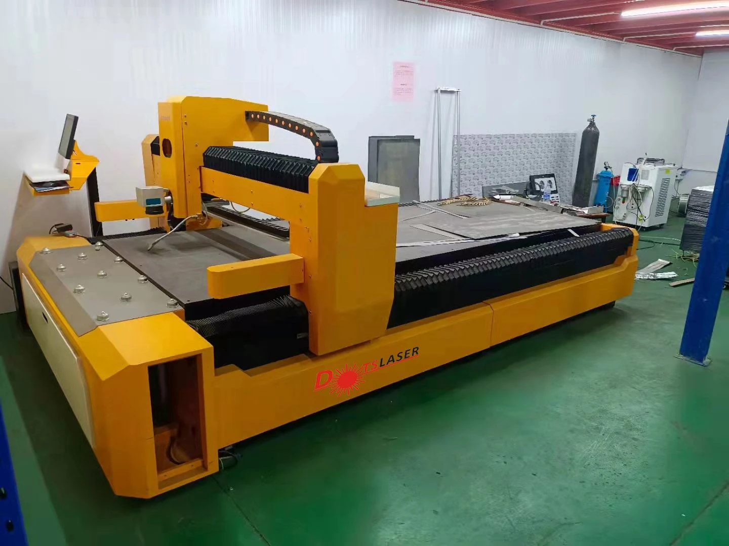 Large format laser marking machine