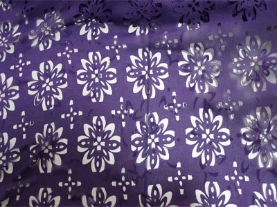Manufacturing flowers on jeans by laser marker Manufacturing flowers on jeans by laser marker